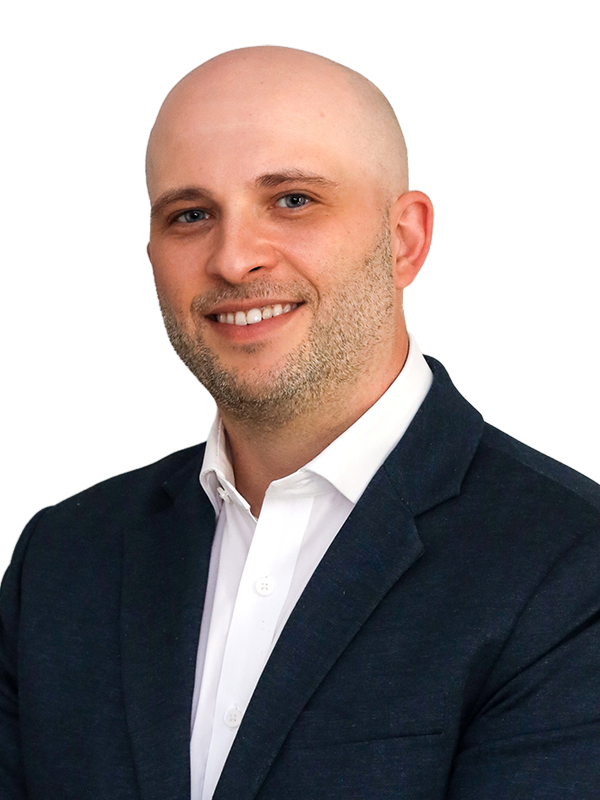 Headshot of Daniel Roccanti in blue to green gradient overlay.