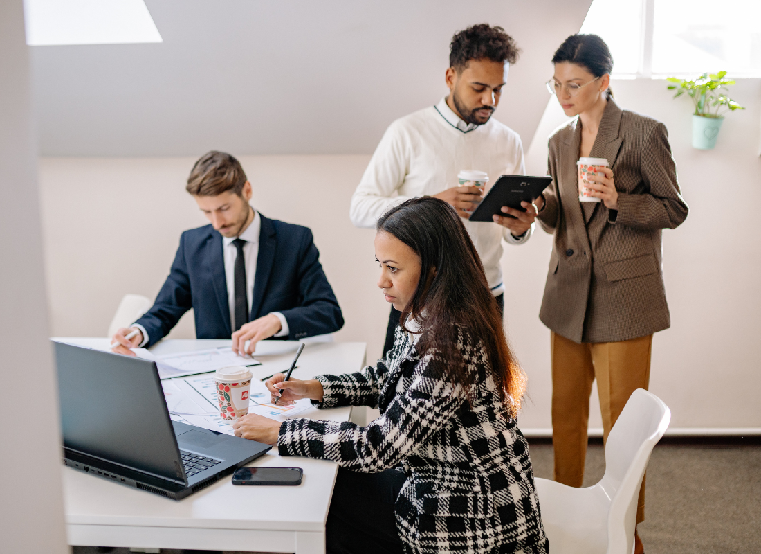 The Strategic Workforce Mix: Designing a Flexible Workforce Model for Stability and Growth