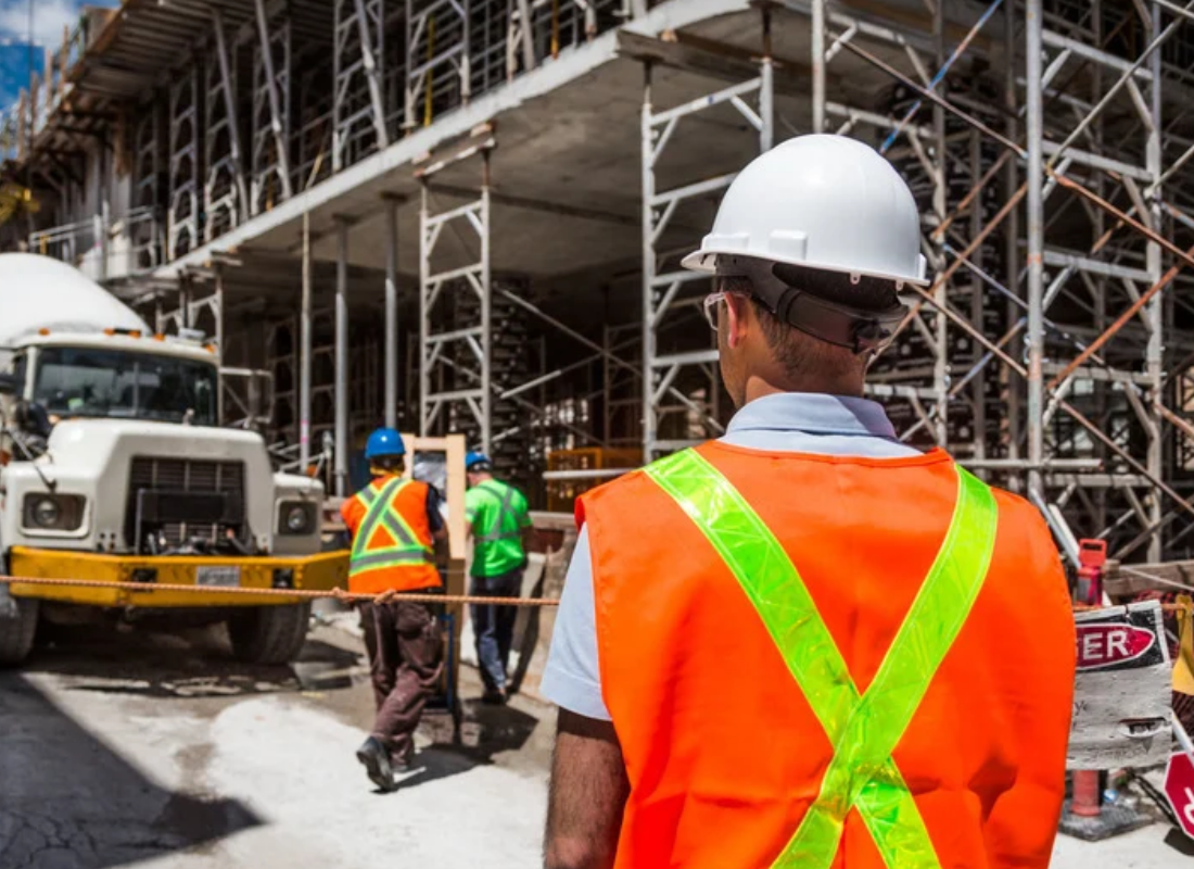 Why Real Estate and Construction Owners Need a 13-Week Cash Flow Forecast